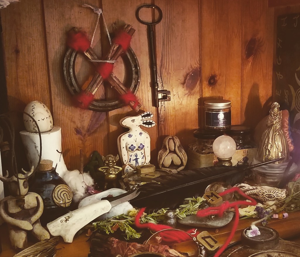 The Witch’s Altar- Musings Of A Modern Folk&nbsp;Witch.